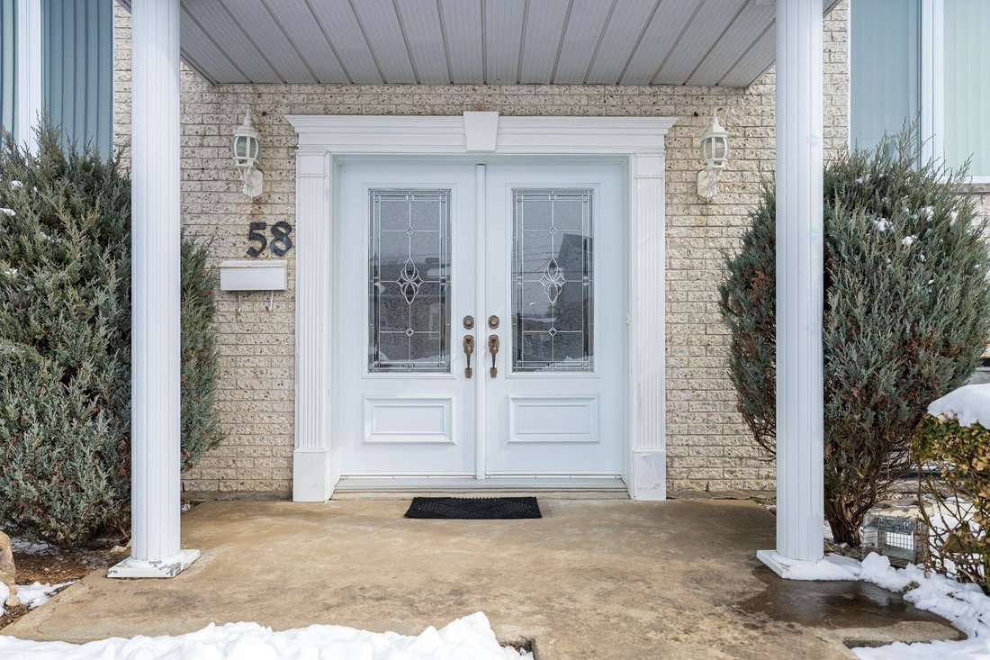 House in Saint-Constant, Quebec, Canada 3 - 17621092