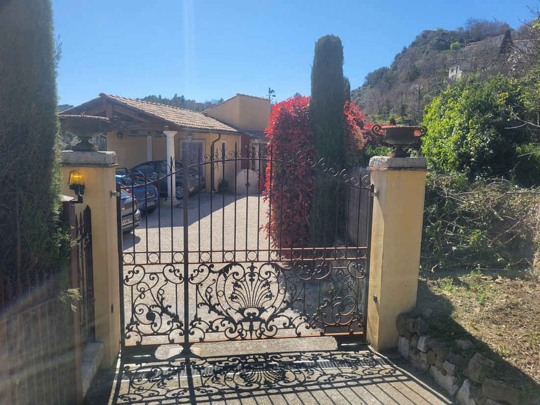 Villa in Bonson, Provence-Alpes-Côte d'Azur, France 3 - 17621956