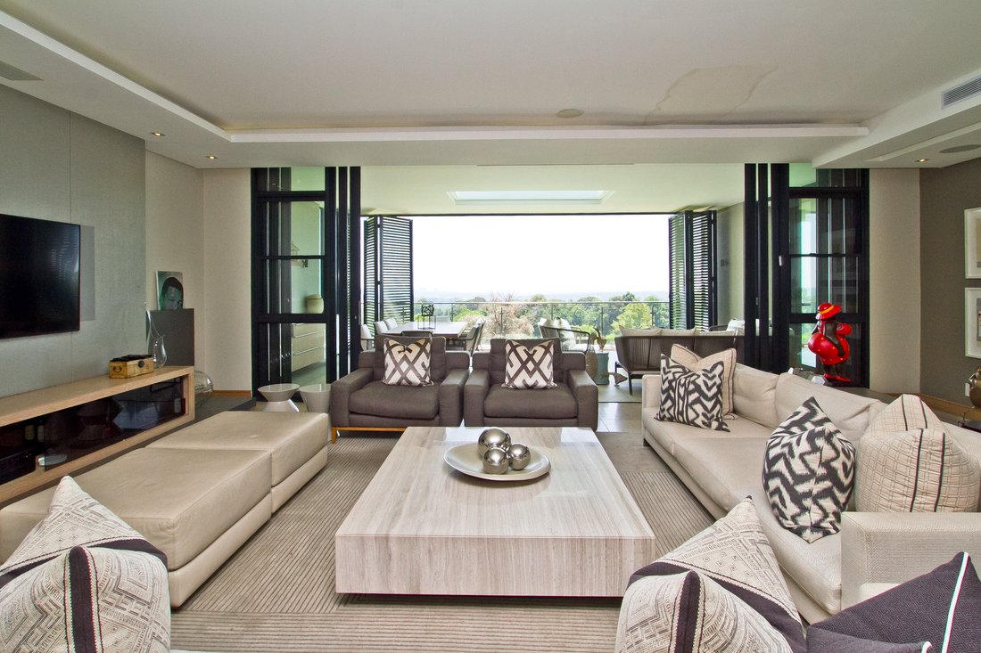 House in Houghton Estate, Gauteng, South Africa 4 - 17624425