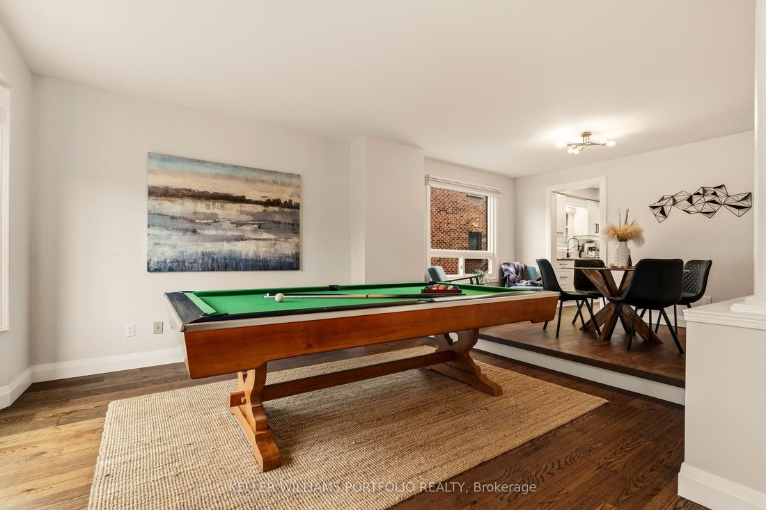 Townhouse in Hamilton, Ontario, Canada 4 - 17621140
