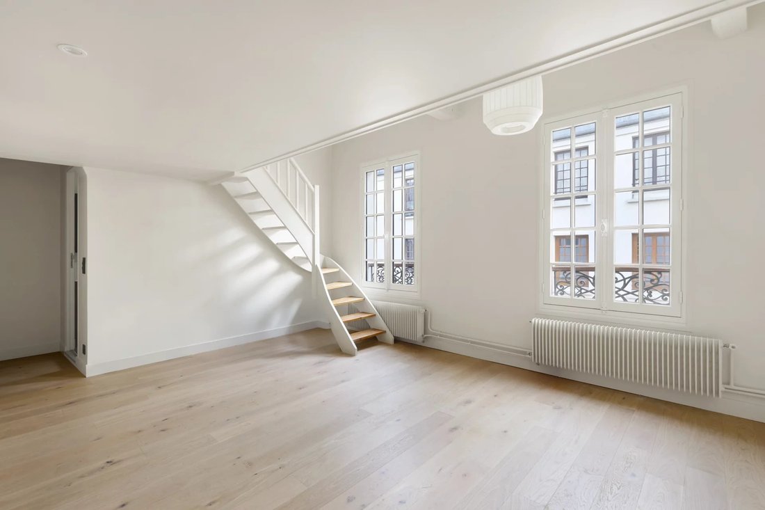 Apartment in Gros Caillou, Paris 7e Arrondissement, Paris 1 - 17620752