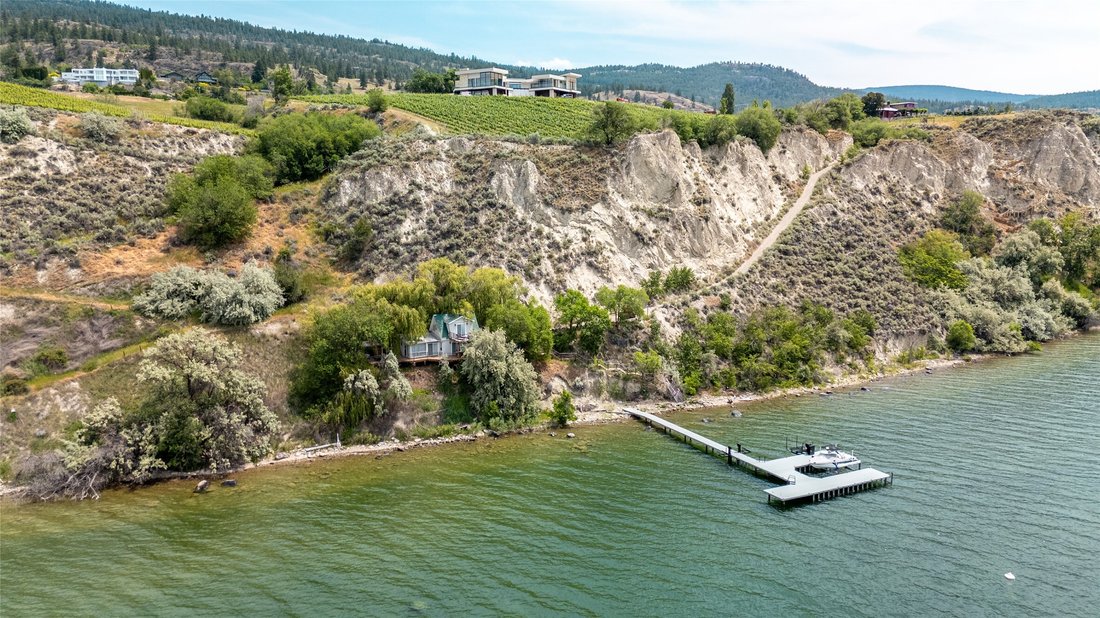 House in Penticton, British Columbia, Canada 1 - 17622627