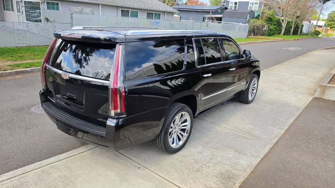 Suv in Portland, OR, United States 5 - 17623063