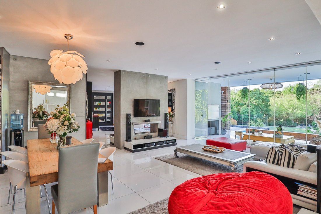 House in Nova Constantia, Cape Town, Western Cape 5 - 17624336
