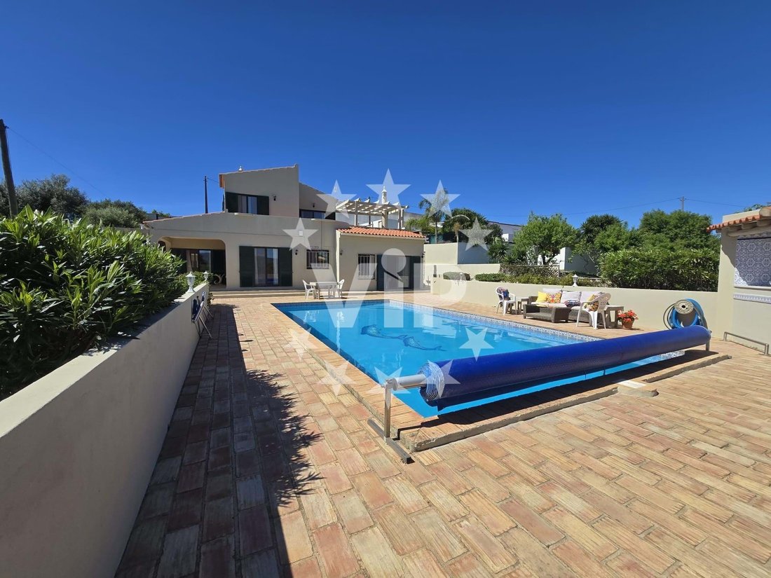 Villa in Montenegro, Algarve, Portugal 1 - 17620157