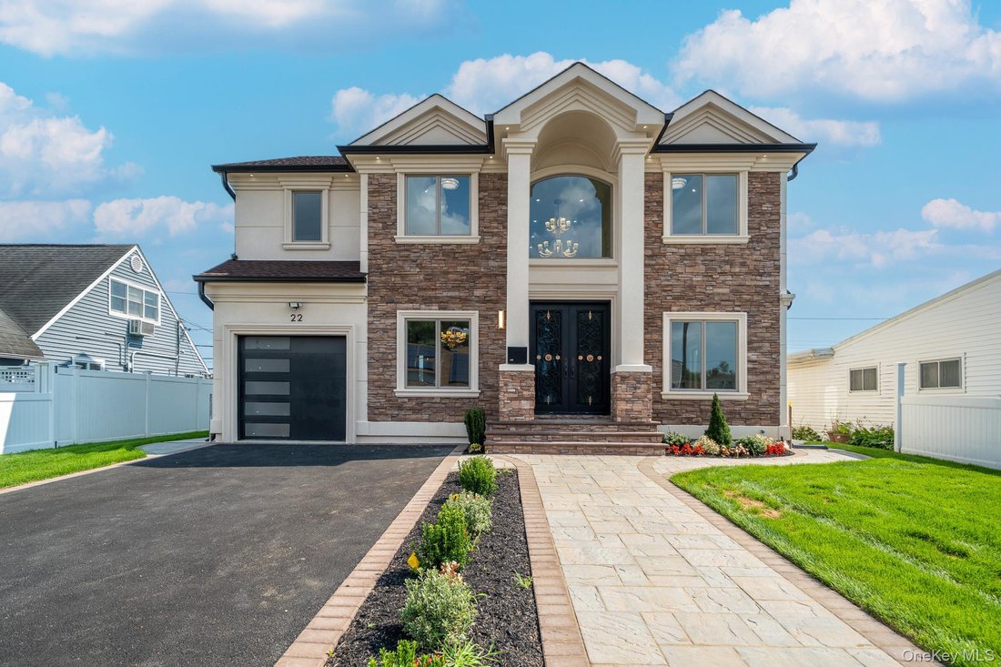 House in Hicksville, New York, United States 1 - 17620496