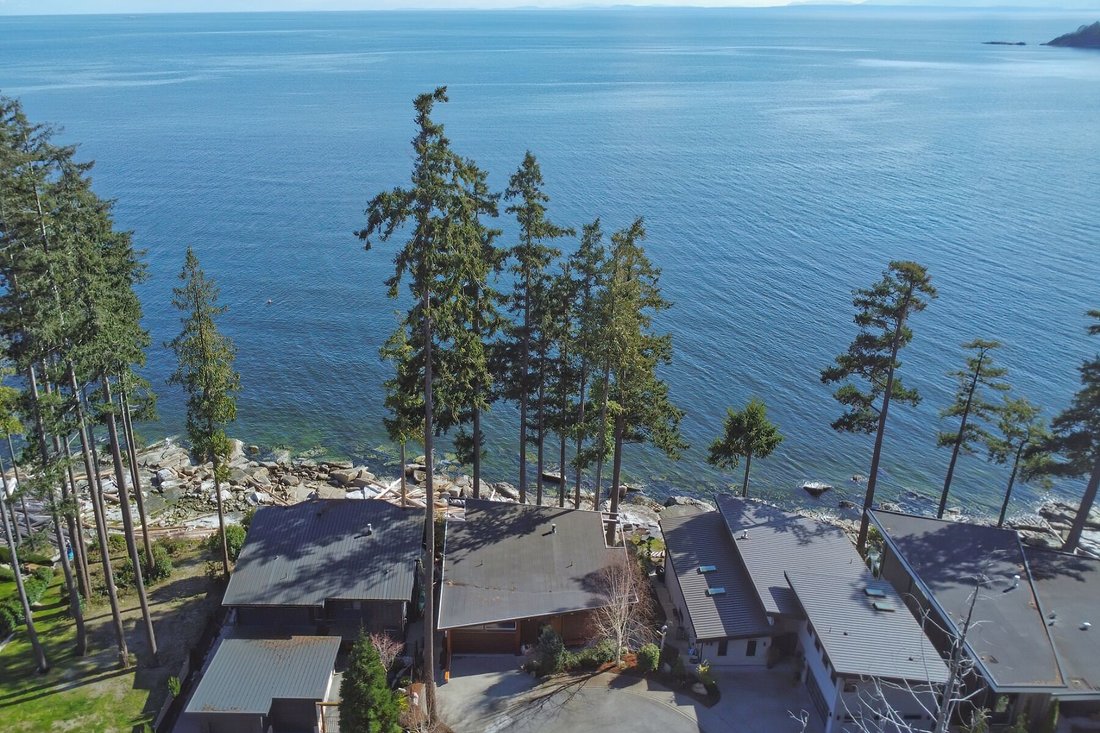 House in Sechelt, British Columbia, Canada 2 - 17622263