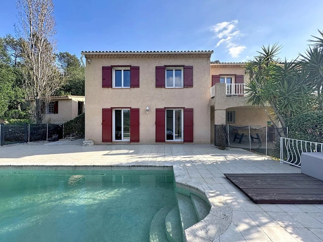 Villa in Solliès-Toucas, Provence-Alpes-Côte d'Azur, France 2 - 17622300