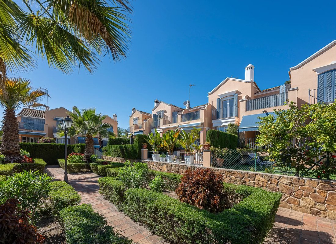 Villa in Marbella, Andalusia, Spain 1 - 17552442