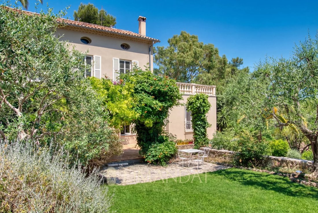 Villa in Mougins, Provence-Alpes-Côte d'Azur, France 4 - 15970579
