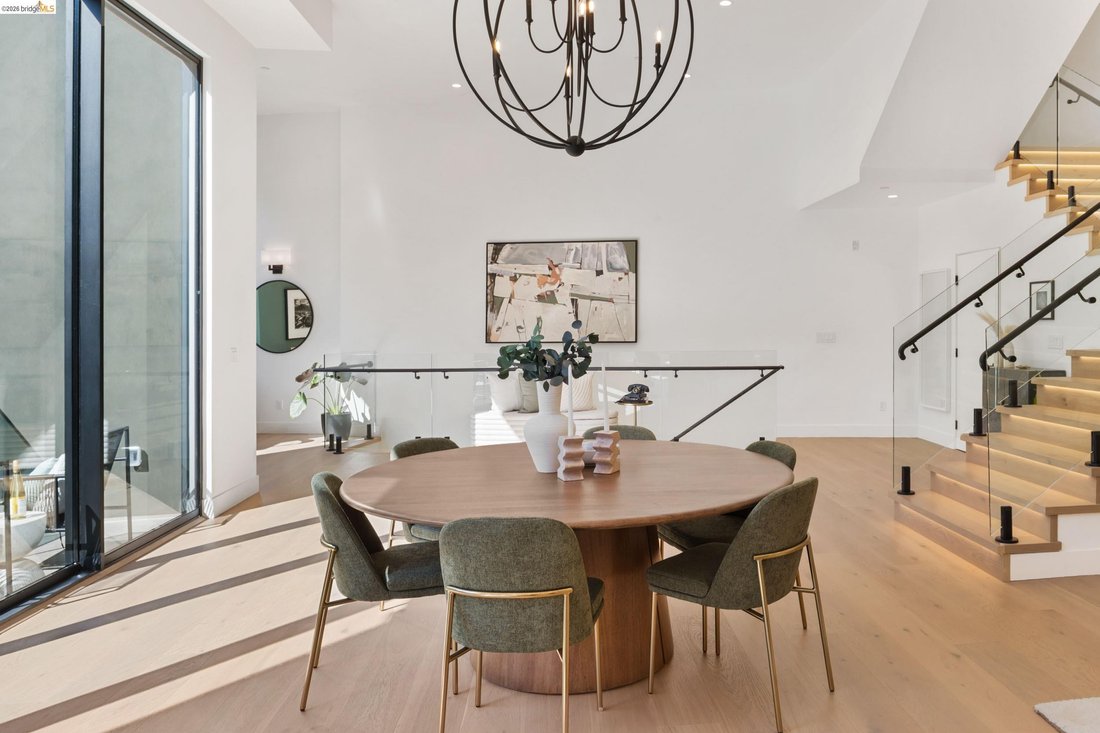 House in Oakland, California, United States 5 - 17620025