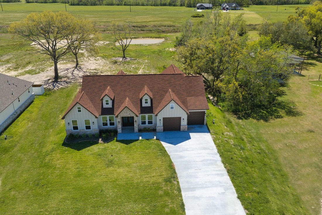 House in Angleton, Texas, United States 2 - 17206865