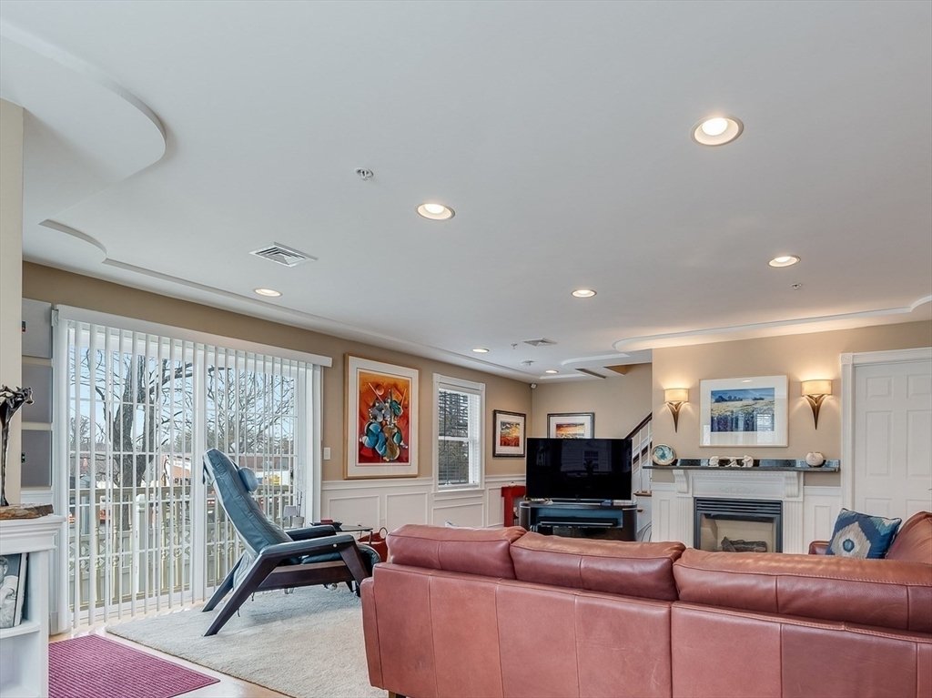 Condo in Somerville, Massachusetts, United States 5 - 17622617