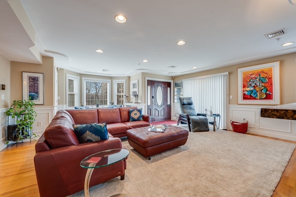 Condo in Somerville, Massachusetts, United States 2 - 17622617