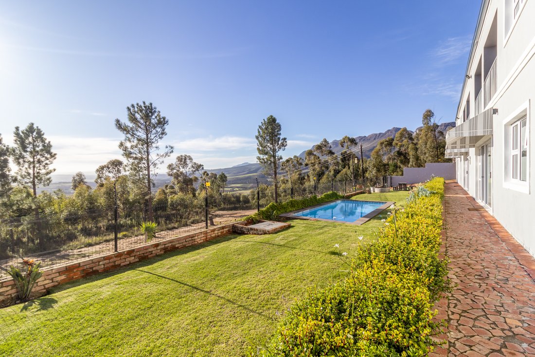 Farm Ranch in Southern Paarl, Western Cape, South Africa 1 - 17624209