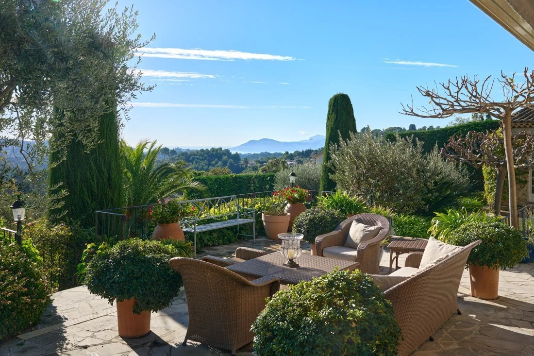 House in Mougins, Provence-Alpes-Côte d'Azur, France 5 - 17619899