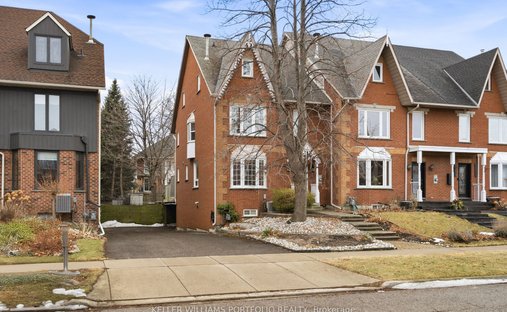 Maison de ville à Hamilton, Ontario, Canada 1