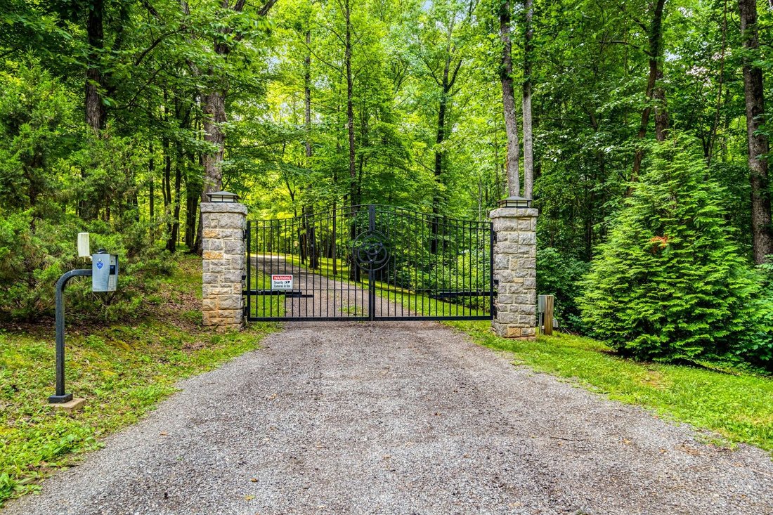 House in Nashville, Tennessee, United States 2 - 17621686