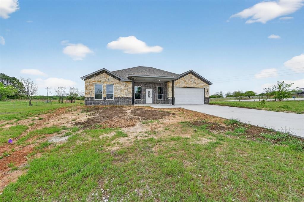 House in Grandview, Texas, United States 1 - 17622222