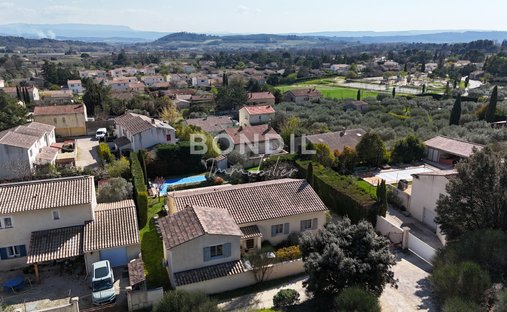 House in La Motte-d'Aigues, Provence-Alpes-Côte d'Azur, France 1
