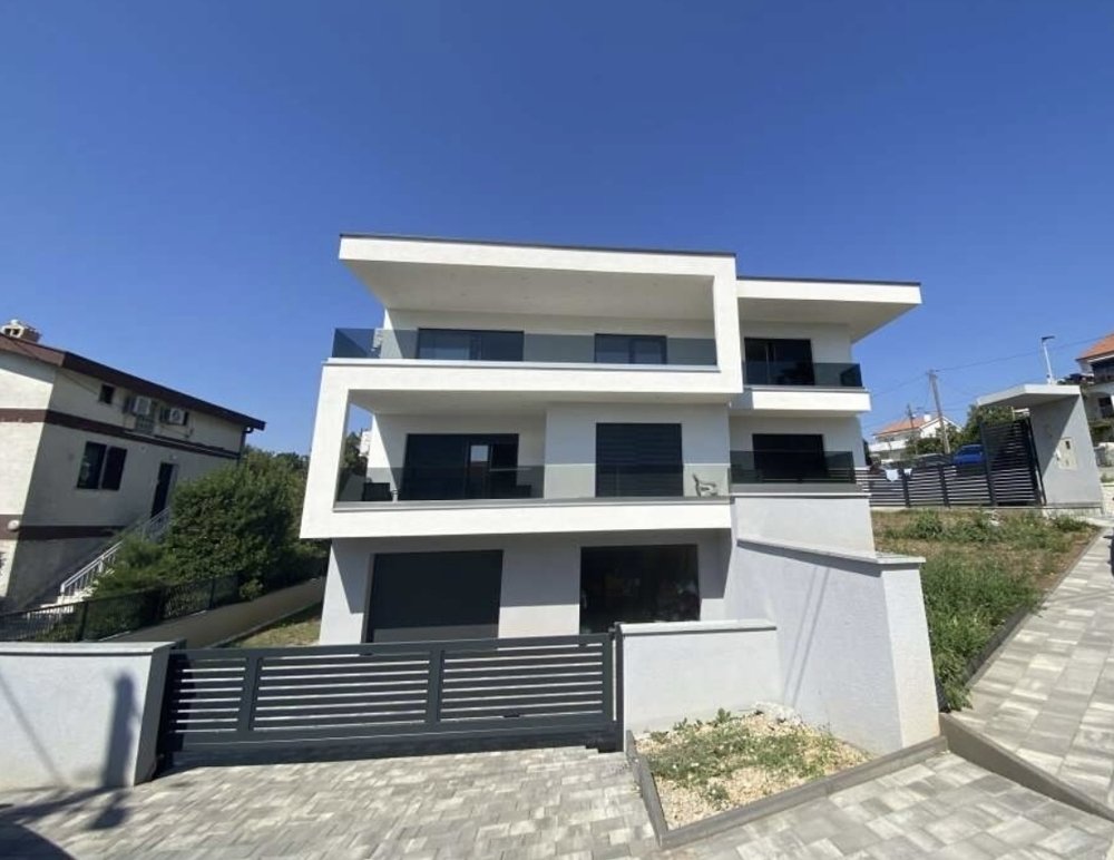 House in Grad Crikvenica, Primorje-Gorski Kotar County, Croatia 1 - 17622424