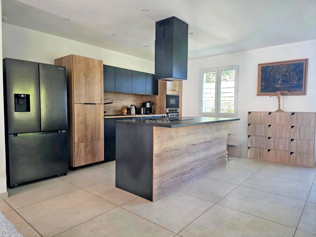 Villa in Nord, Vidauban, France 4 - 17619902