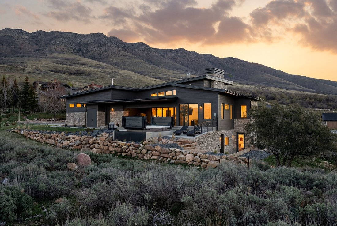 House in Eden, Utah, United States 2 - 17621147