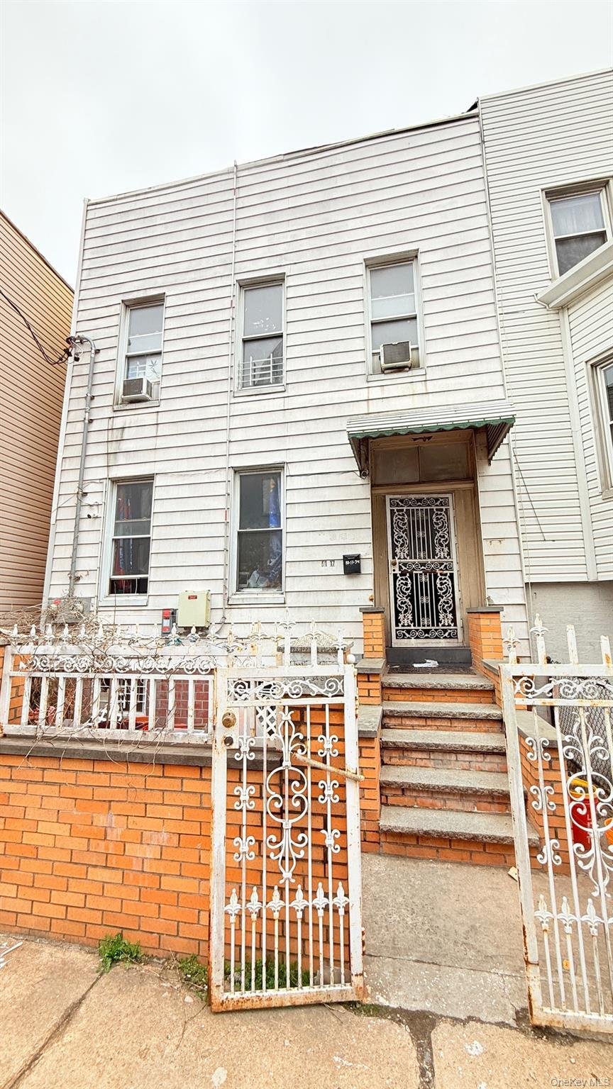 House in New York, New York, United States 1 - 17620467