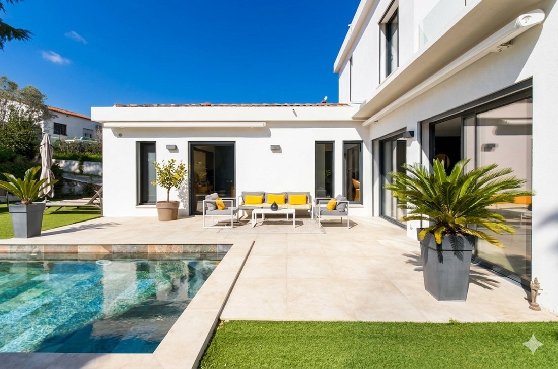 House in Quartiers Est les Salettes-Les Campons, La Colle-sur-Loup, France 2 - 17541693