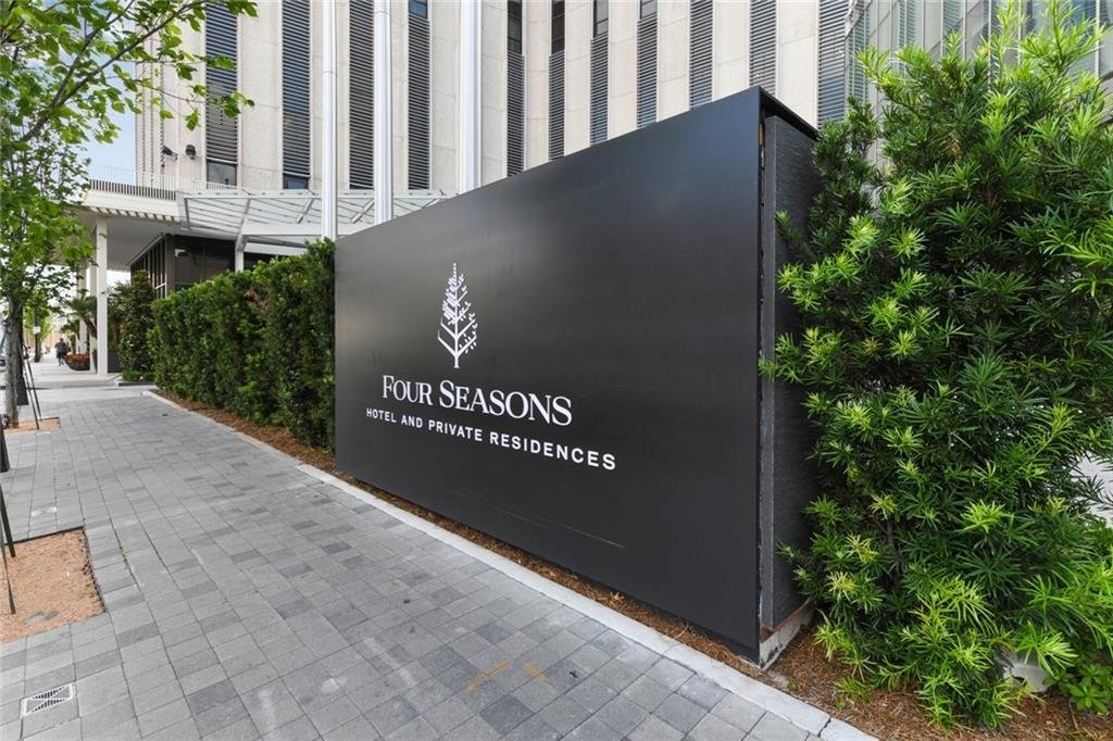 Condo in New Orleans, Louisiana, United States 2 - 17621378