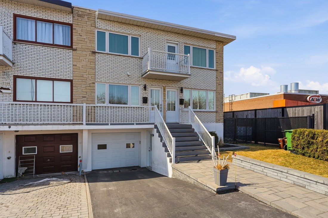 Apartment in Montreal, Quebec, Canada 2 - 17622678