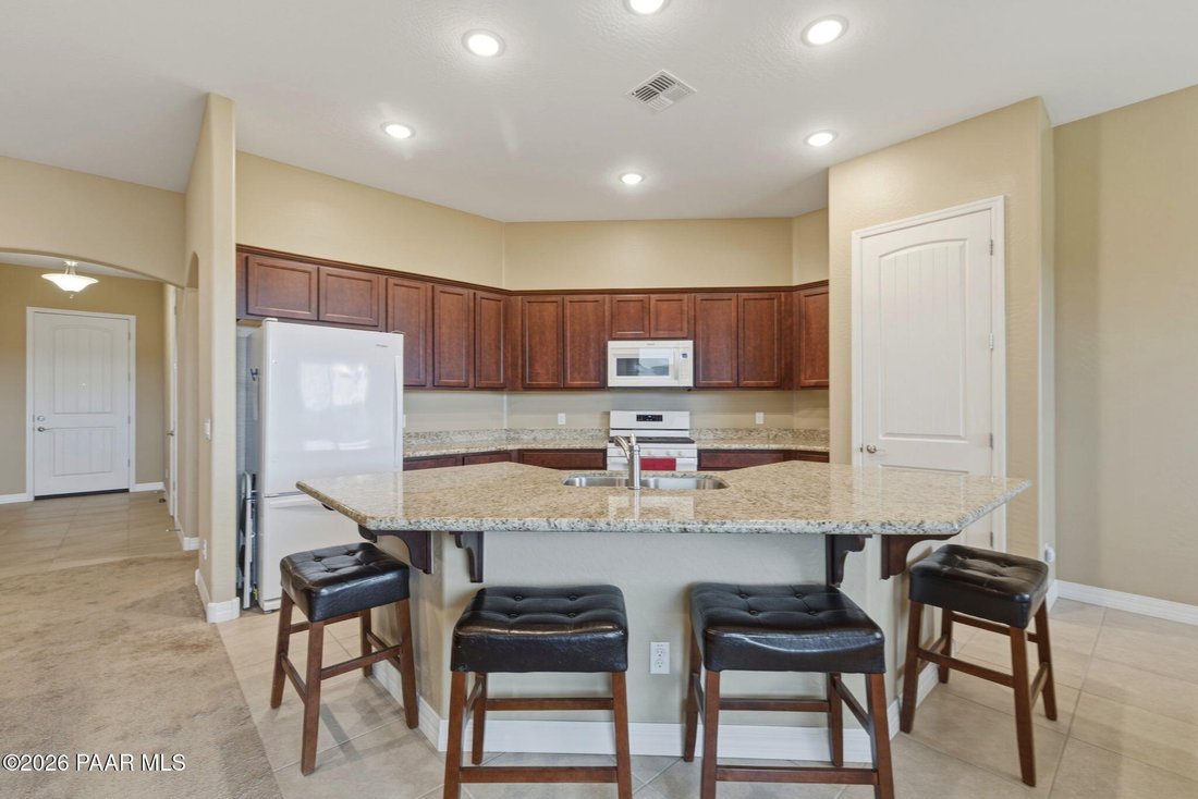 Prescott Valley, Arizona, United States 2 - 17620365