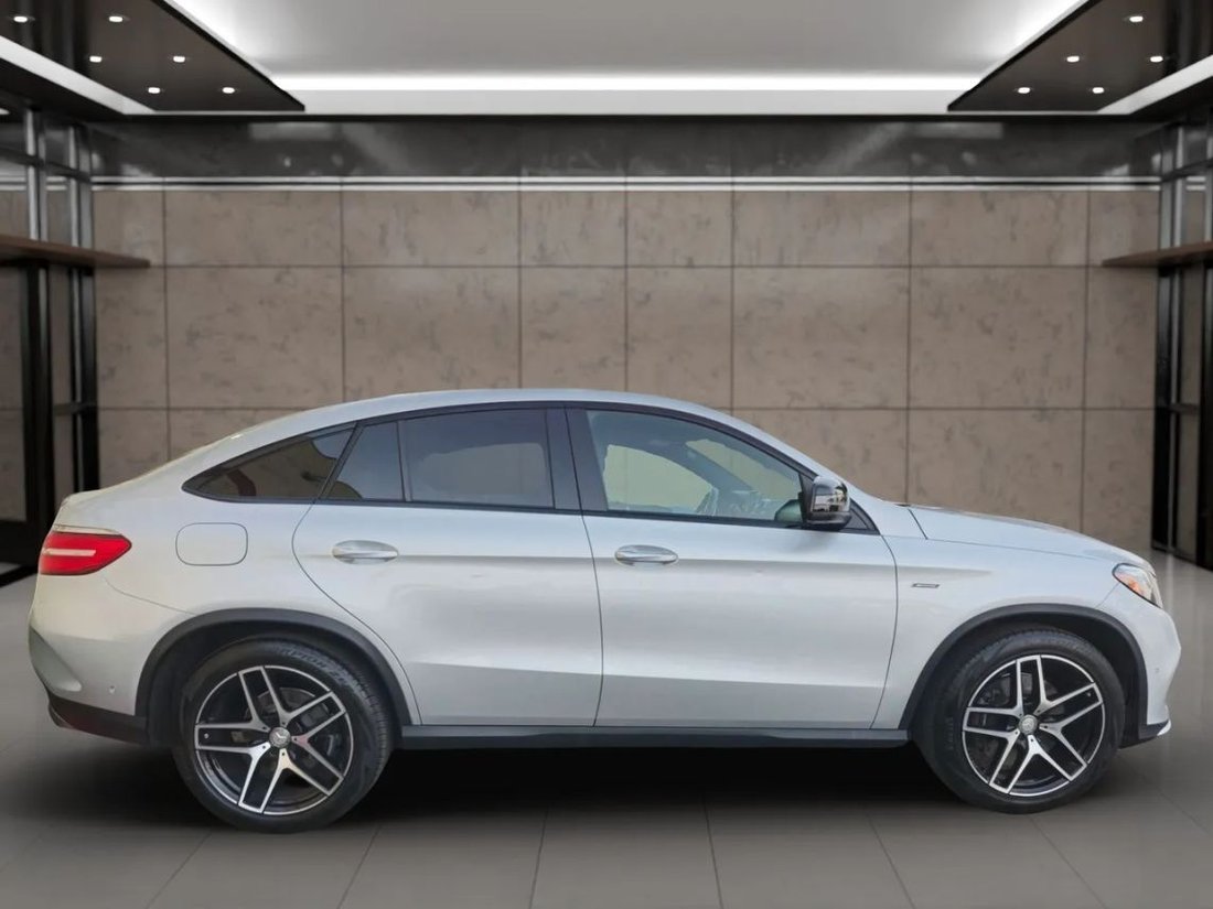 Suv in Fullerton, CA, United States 5 - 17623218