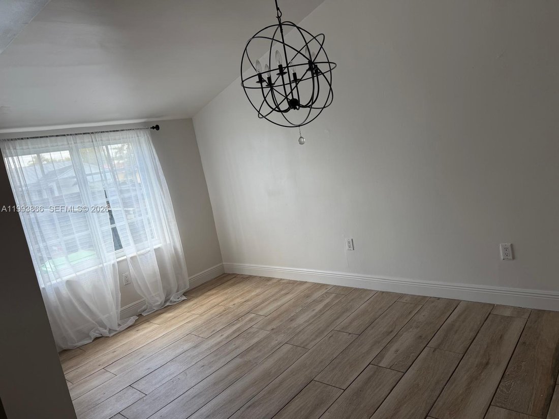 House in Miami, Florida, United States 5 - 17613420