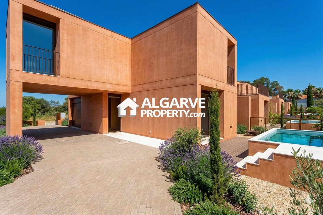 Villa in Vilamoura, Quarteira, Algarve 1 - 16018260
