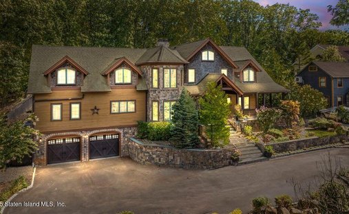 House in New York, New York, United States 1