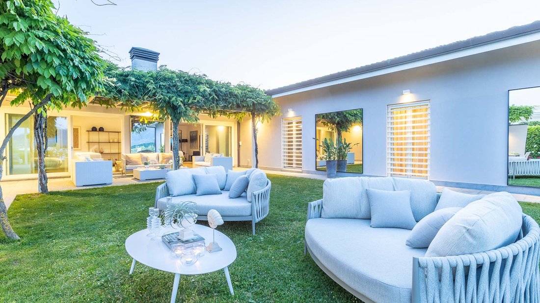 Villa in Compitese, Capannori, Tuscany 3 - 17622656