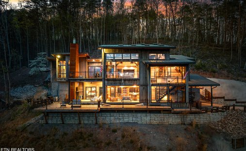 House in Madisonville, Tennessee, United States 1