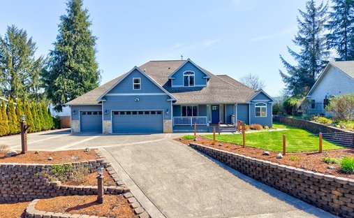 House in Coos Bay, Oregon, United States 1