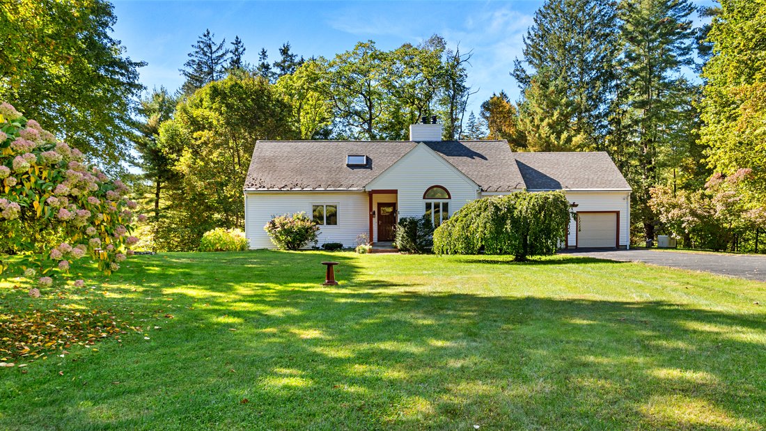 House in Great Barrington, Massachusetts, United States 4 - 17619977
