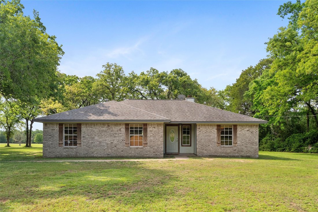 House in Davilla, Texas, United States 2 - 17621319