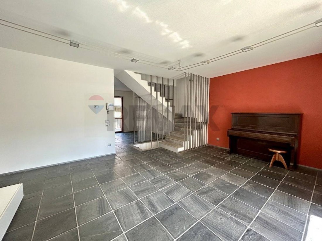 Villa in Costa Volpino, Lombardy, Italy 4 - 17623530