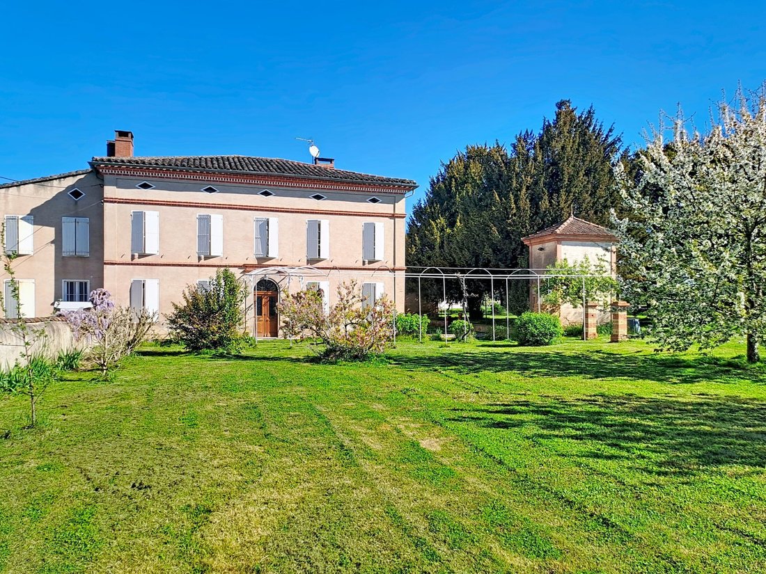House in Castelnau-de-Levis, Occitania, France 2 - 17343562