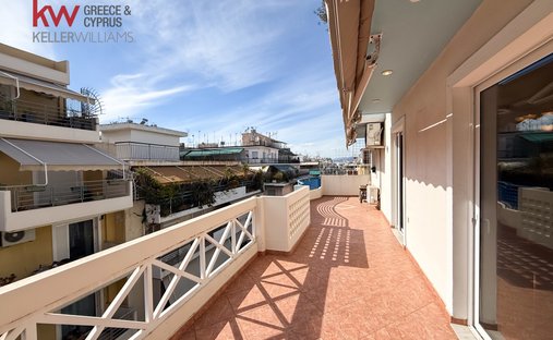 Appartamento a Profitis Ilias Suburb, 2nd District of Athens, Athens 1