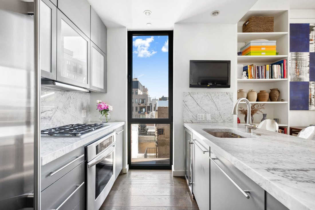 Condo in New York, New York, United States 4 - 17624613