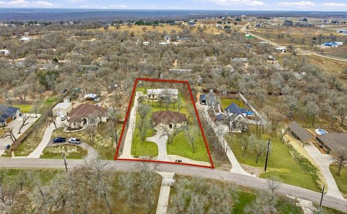 House in La Vernia, Texas, United States 1