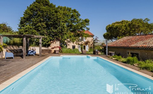 Villa in Grand Centre, Albi, France 1
