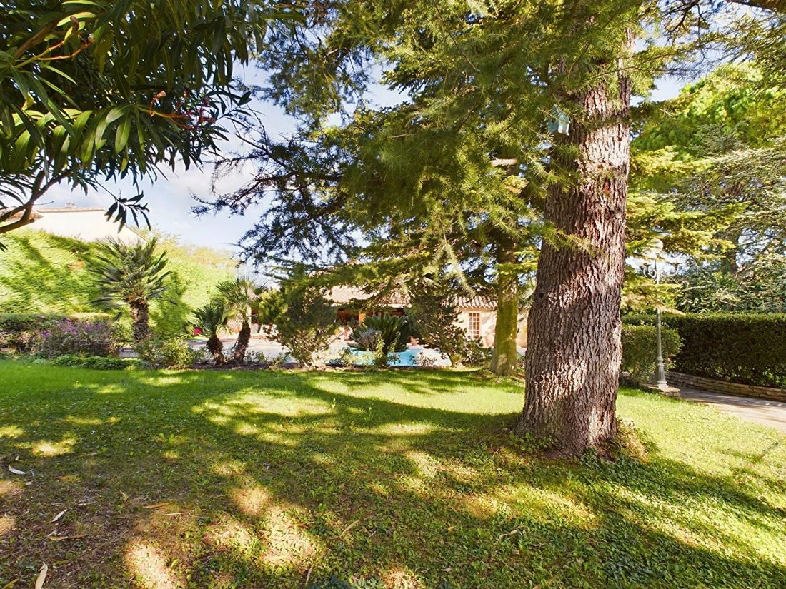 House in Grans, Provence-Alpes-Côte d'Azur, France 4 - 14835099