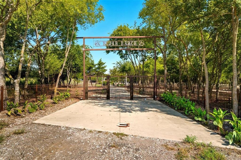 House in Ennis, Texas, United States 1 - 17622118