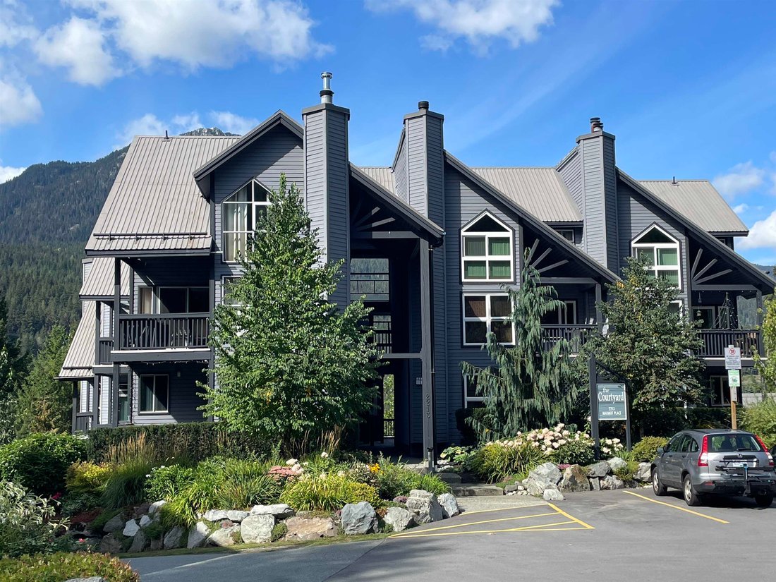House in Whistler, British Columbia, Canada 1 - 17622598